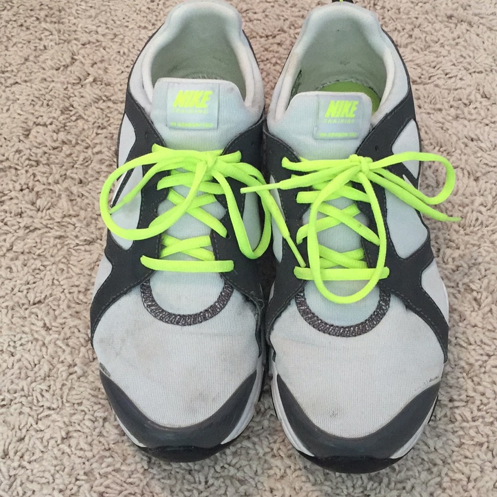Nike Tennis Shoes